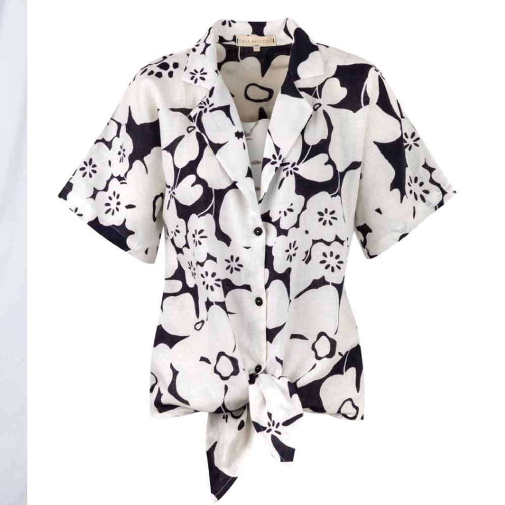 Tie-Front Floral Button-Up Blouse in Black & White
